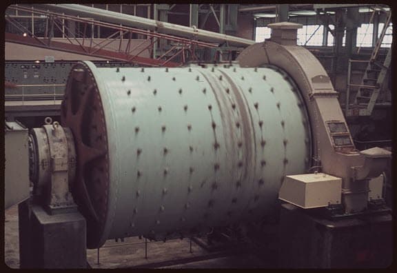 Industrial SAG mill component used in mining operations